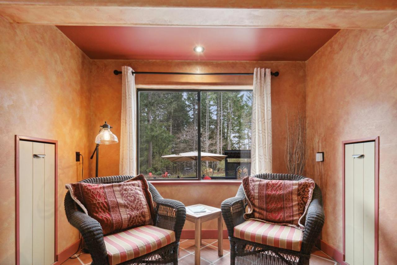 Salt Spring Carriage House B&B Ganges Kültér fotó
